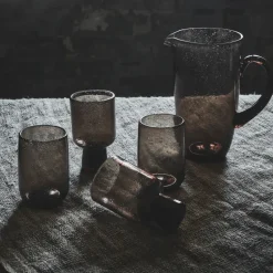 Bari glas, Bruin