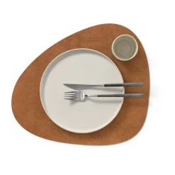 Bull placemat curve, Nature