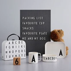 Design Letters kinderservies set, D