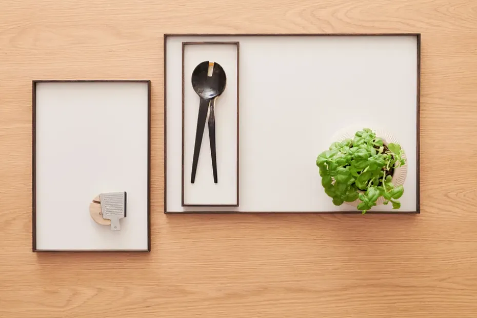 Frame dienblad medium 23x34 cm, Gerookt eikenhout-beige