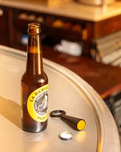 Le Brasseur flesopener, Zwart