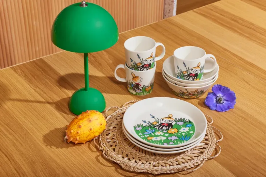 Lilla My på ängen Moominkom, Wit-multi
