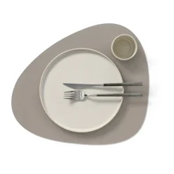 Serene placemat curve L 37x44 cm, Ash