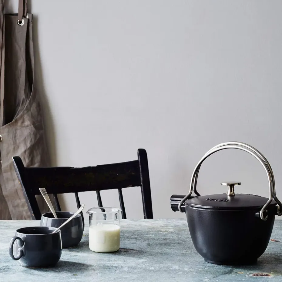 Staub ronde theekan 1,15 L, Zwart
