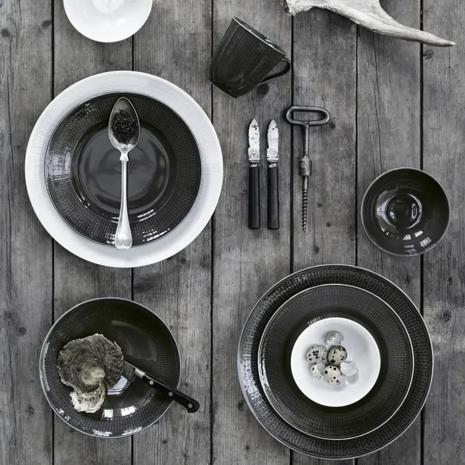 Swedish Grace bord Ø27 cm, snow (wit)