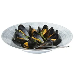 Swedish Grace diep bord Ø25 cm, ice (lichtblauw)