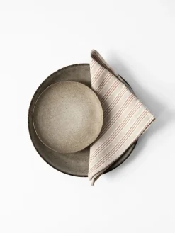 Washed linen servet, Hazelnoot streep